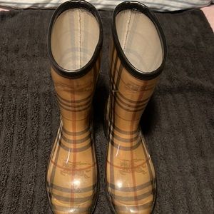 Burberry rain boots